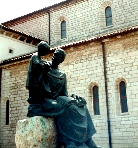 Statue